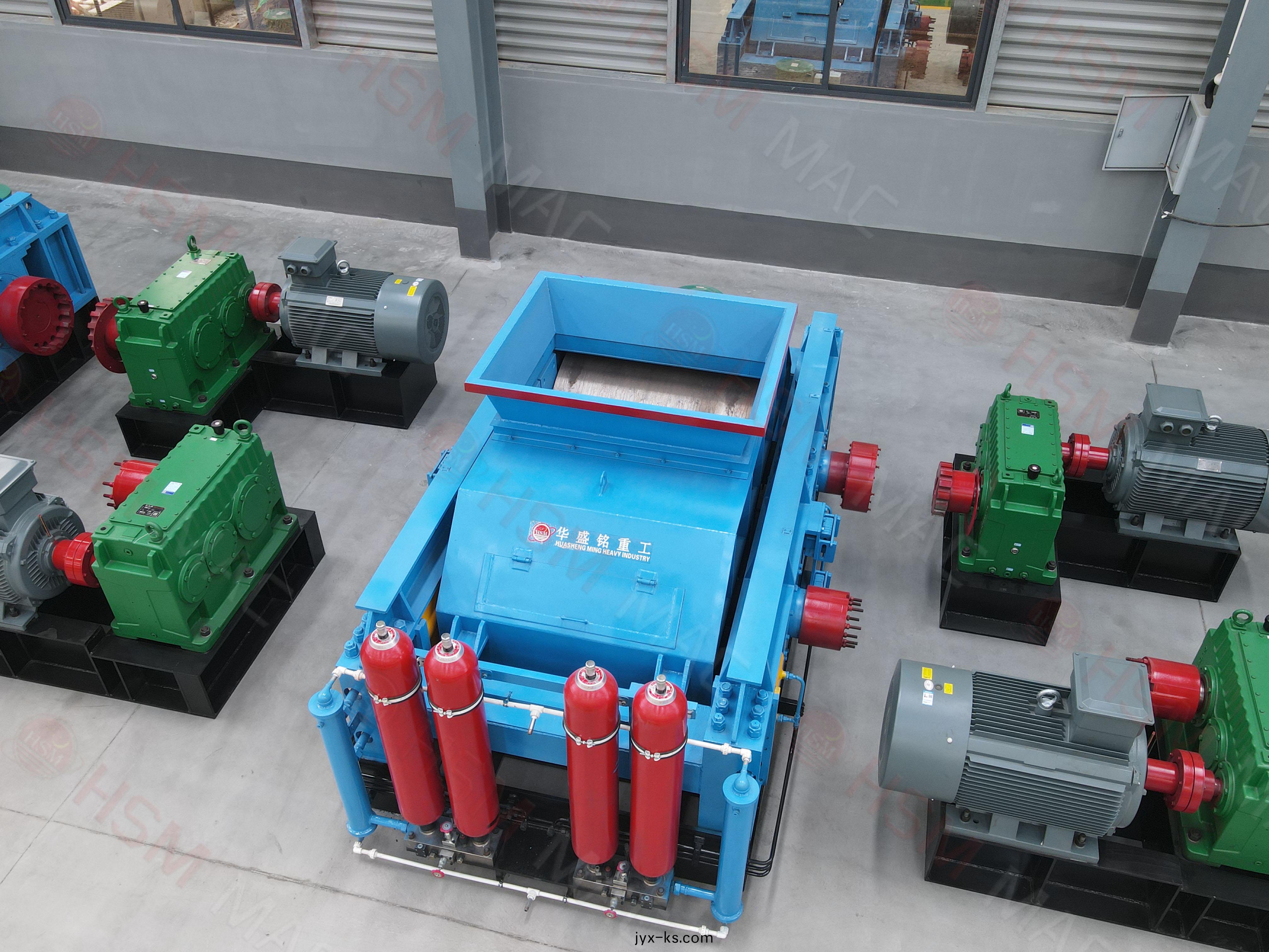 对辊制砂机,双辊破碎机厂家,液压对辊制砂机价格,全自动液压对辊破碎机型号